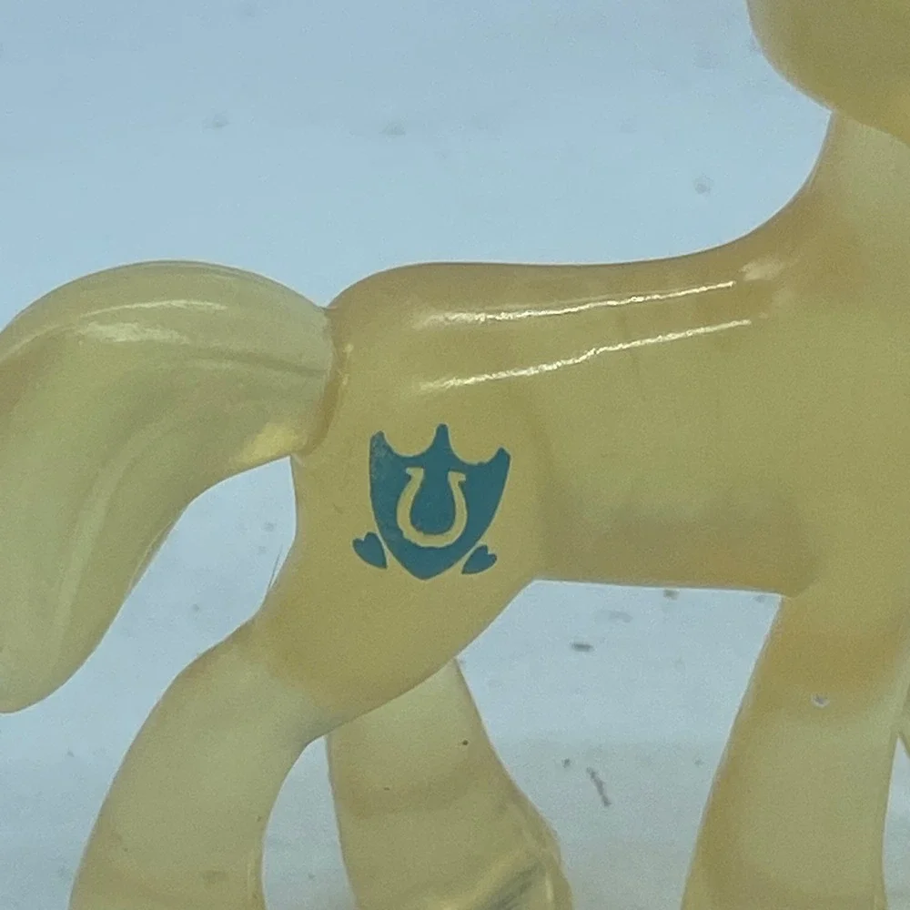 My Little Pony G5 Hitch‎ Trailblazer Crystal Theme Figure 23461 Hasbro